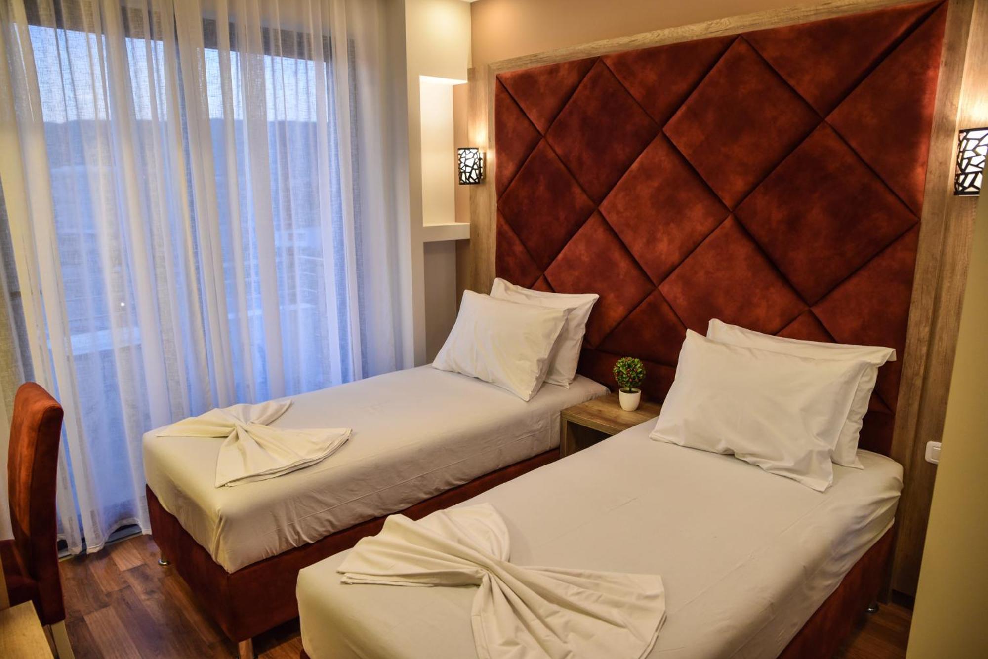Hotel Evropa 乌尔齐尼 客房 照片